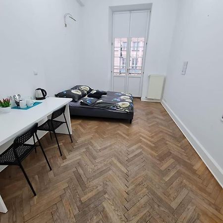 Fantastic - Ns51 Room A Warszawa Zewnętrze zdjęcie