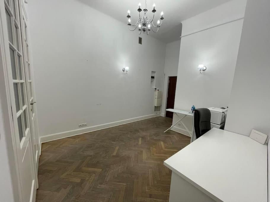 Fantastic - Ns51 Room A Warszawa Zewnętrze zdjęcie